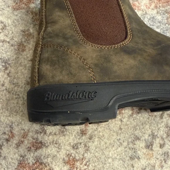 Blundstone Brown Leather Chelsea Boots - Picture 5 of 8